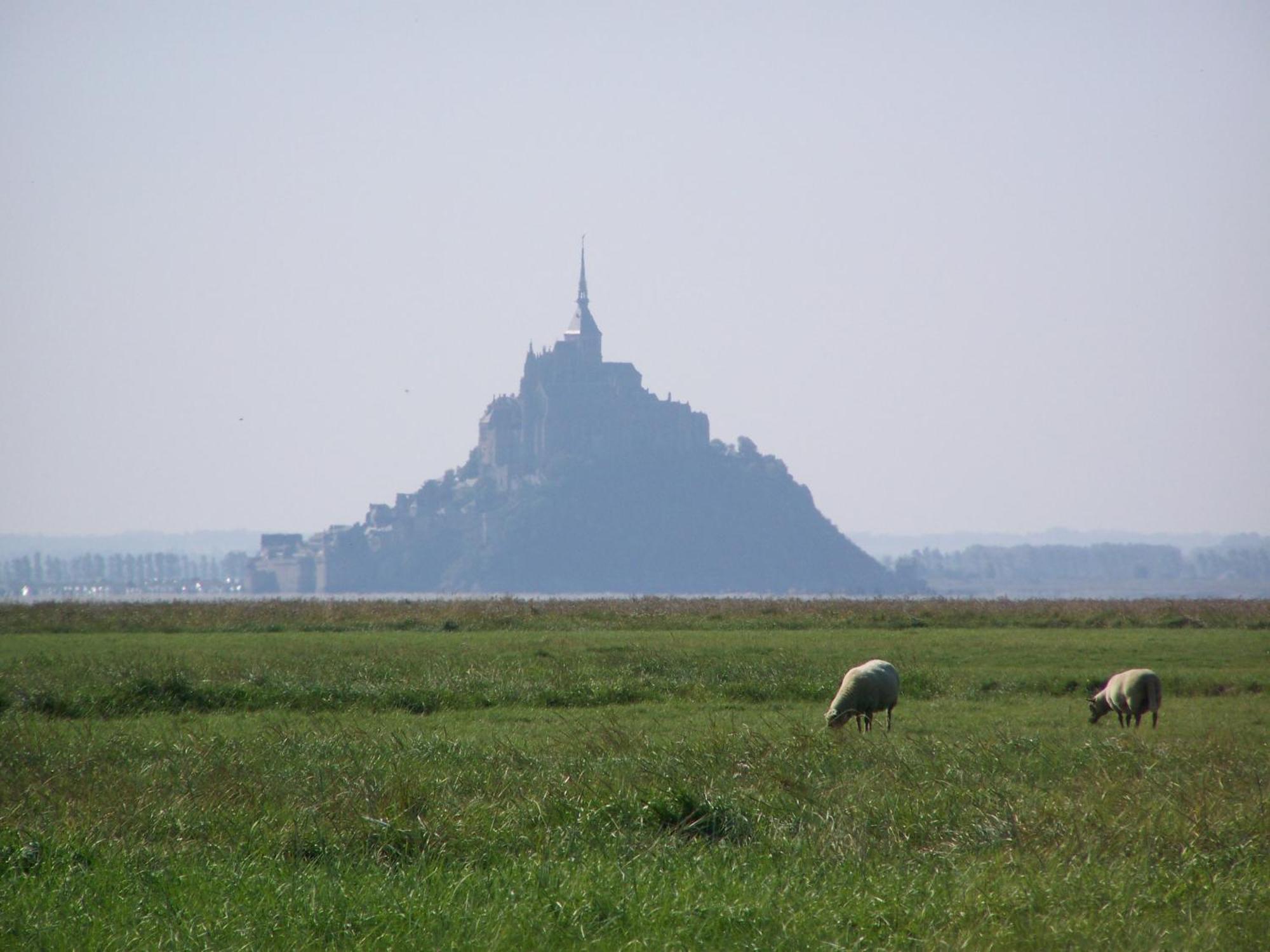 Charmante Maison De Pecheur En Baie Du Mont Saint Michel Genets Ngoại thất bức ảnh